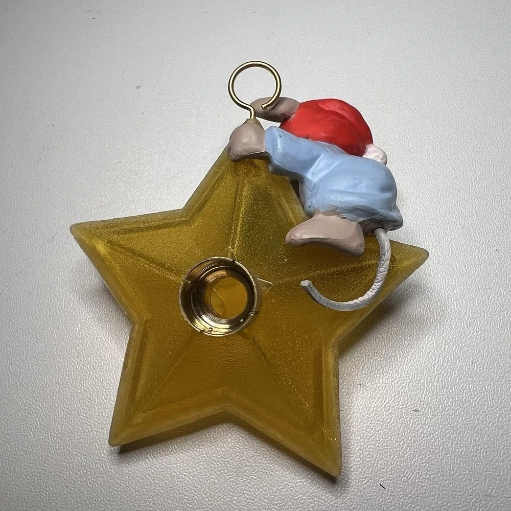 Hallmark 1988 Chris Mouse Star Series Lighted Christmas Ornament‎